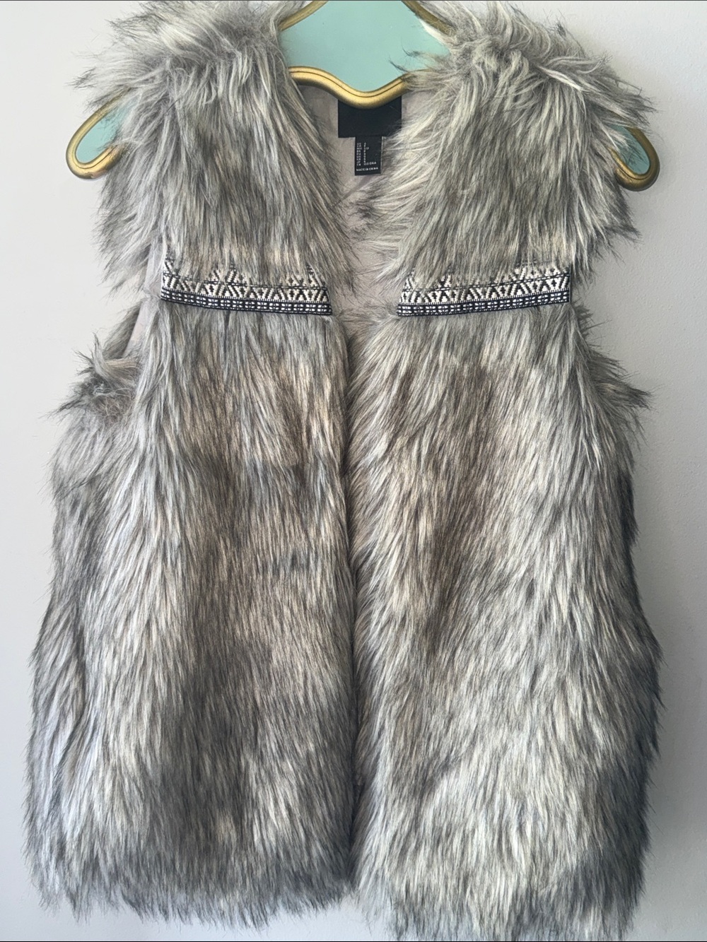 Ravishing Faux Fur Vest with Pockets